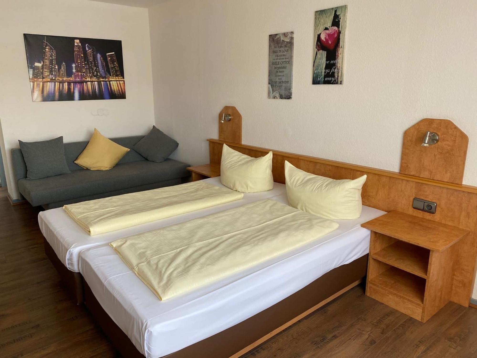 Hotel Sonne - Haus 1 イトシュタイン エクステリア 写真
