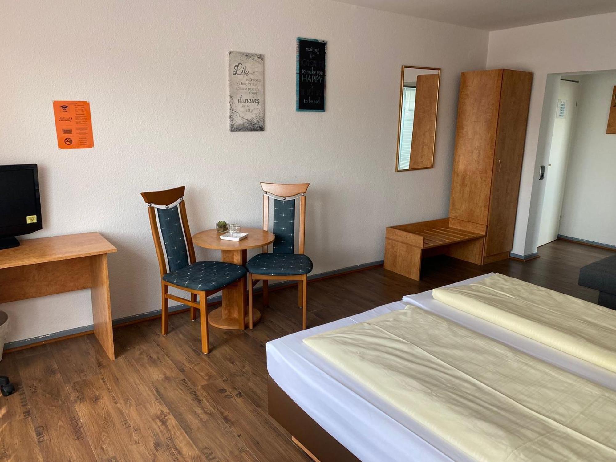 Hotel Sonne - Haus 1 イトシュタイン エクステリア 写真