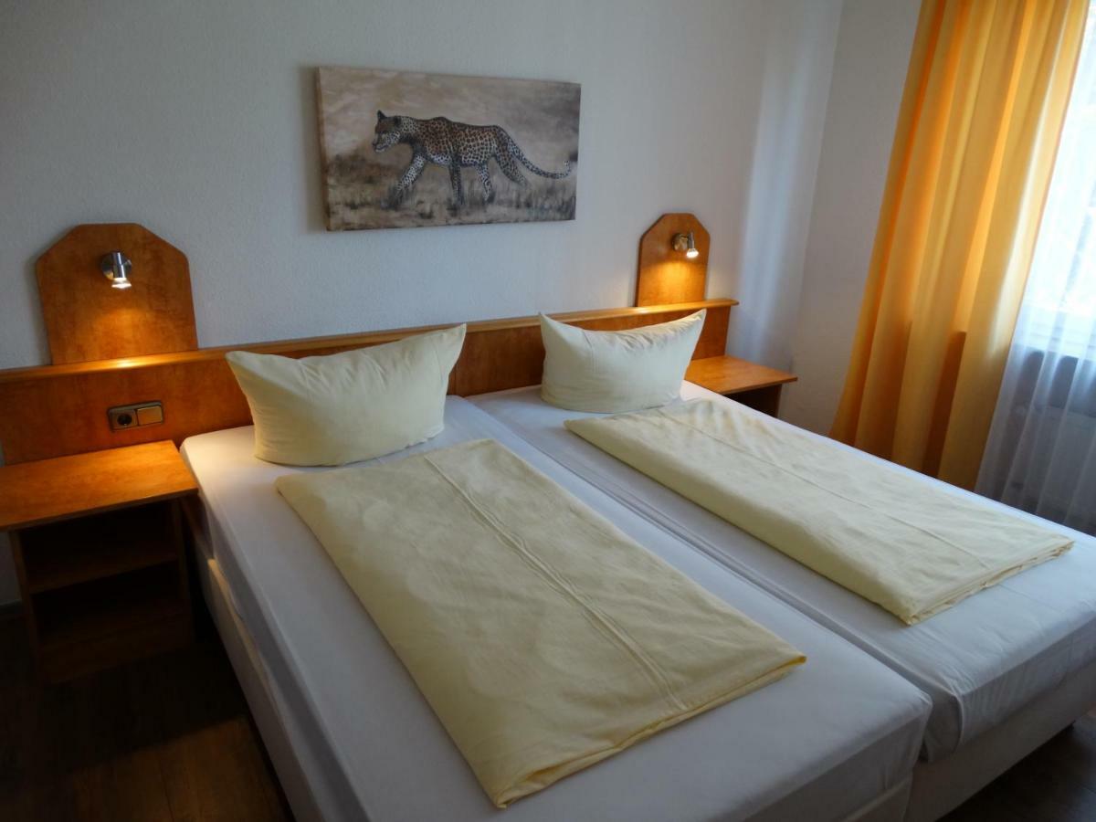 Hotel Sonne - Haus 1 イトシュタイン エクステリア 写真